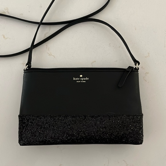 kate spade Handbags - Kate Spade Purse, Black